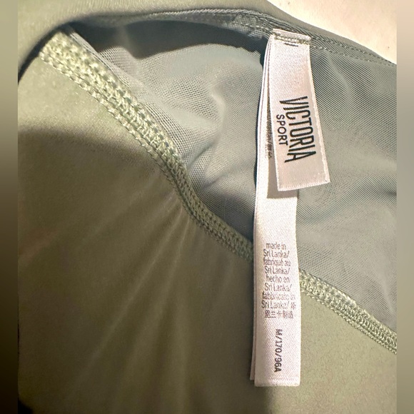 Victoria Sport Sports Bra - Picture 6 of 6